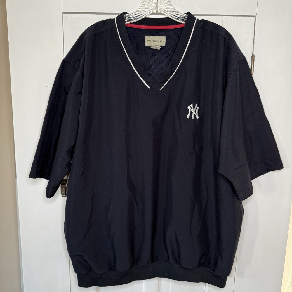 Cutter & Buck NY Men's Size Large Short Sleeve NY Yankees Baseball Shirt Swishy